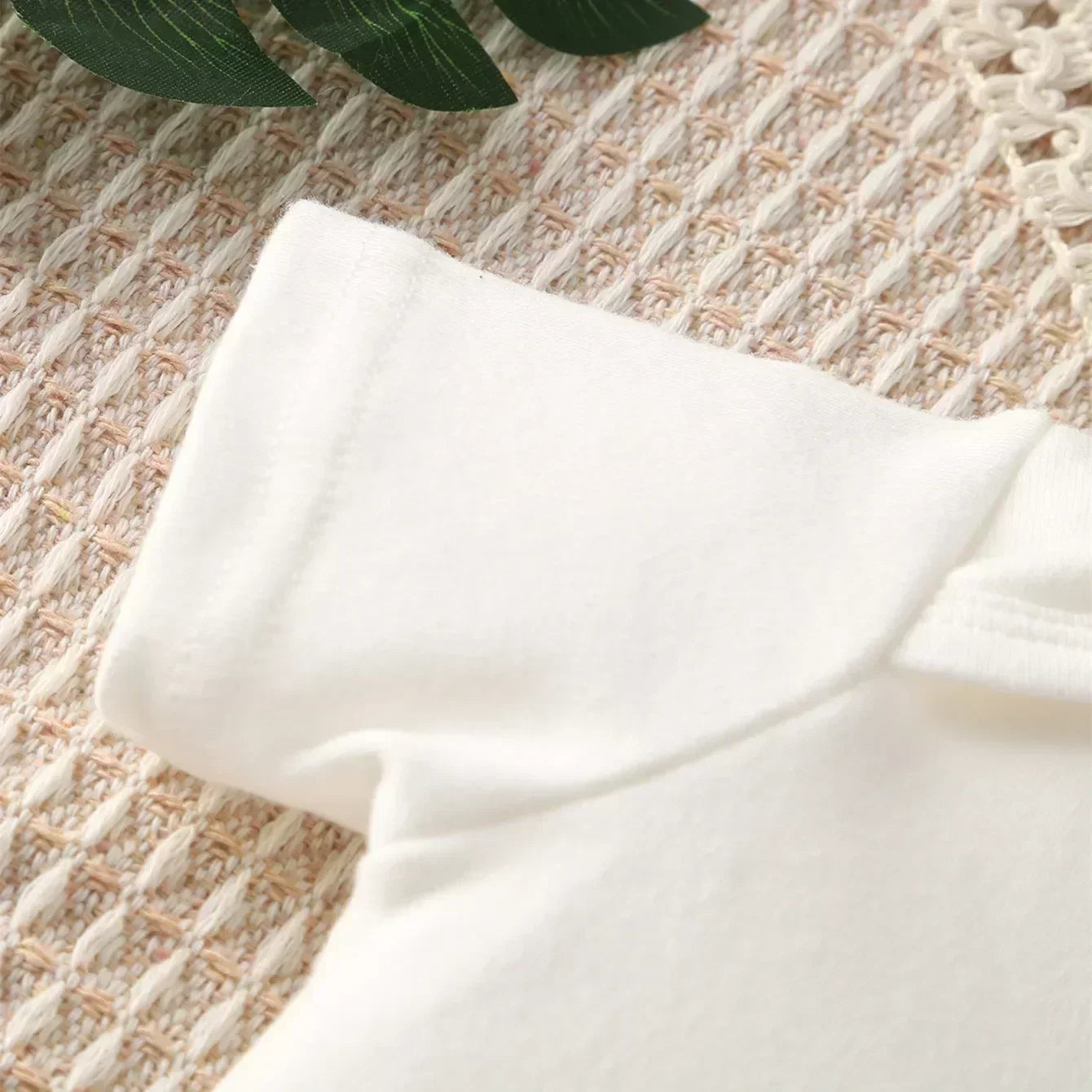 100% Cotton Onesie Cloths We Are Happy Family Exquisite Print Comfortable Bodysuit for Baby Jumpsuit for 0 To 12 Months Newborn