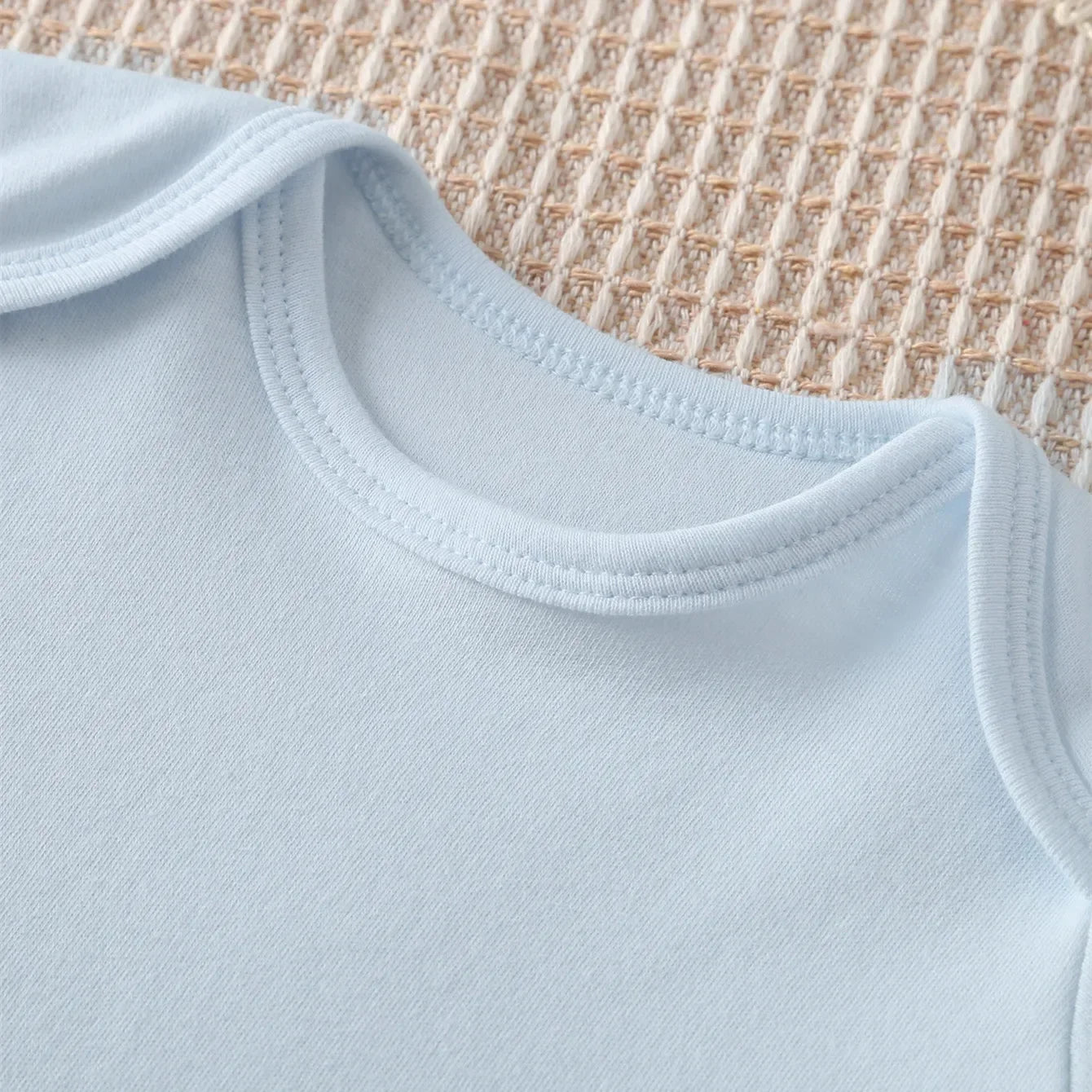 100% Cotton Onesie Cloths We Are Happy Family Exquisite Print Comfortable Bodysuit for Baby Jumpsuit for 0 To 12 Months Newborn